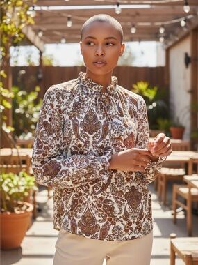 🌻 Amanda Green Paisley Blouse #557